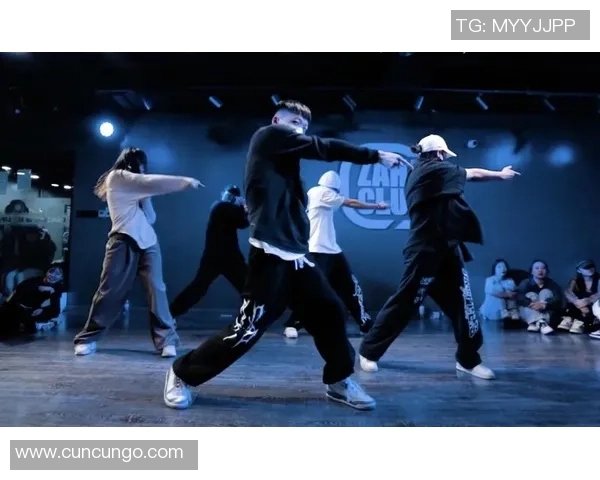 成都街舞队的耐力变革引发热议街舞文化的新思考与发展